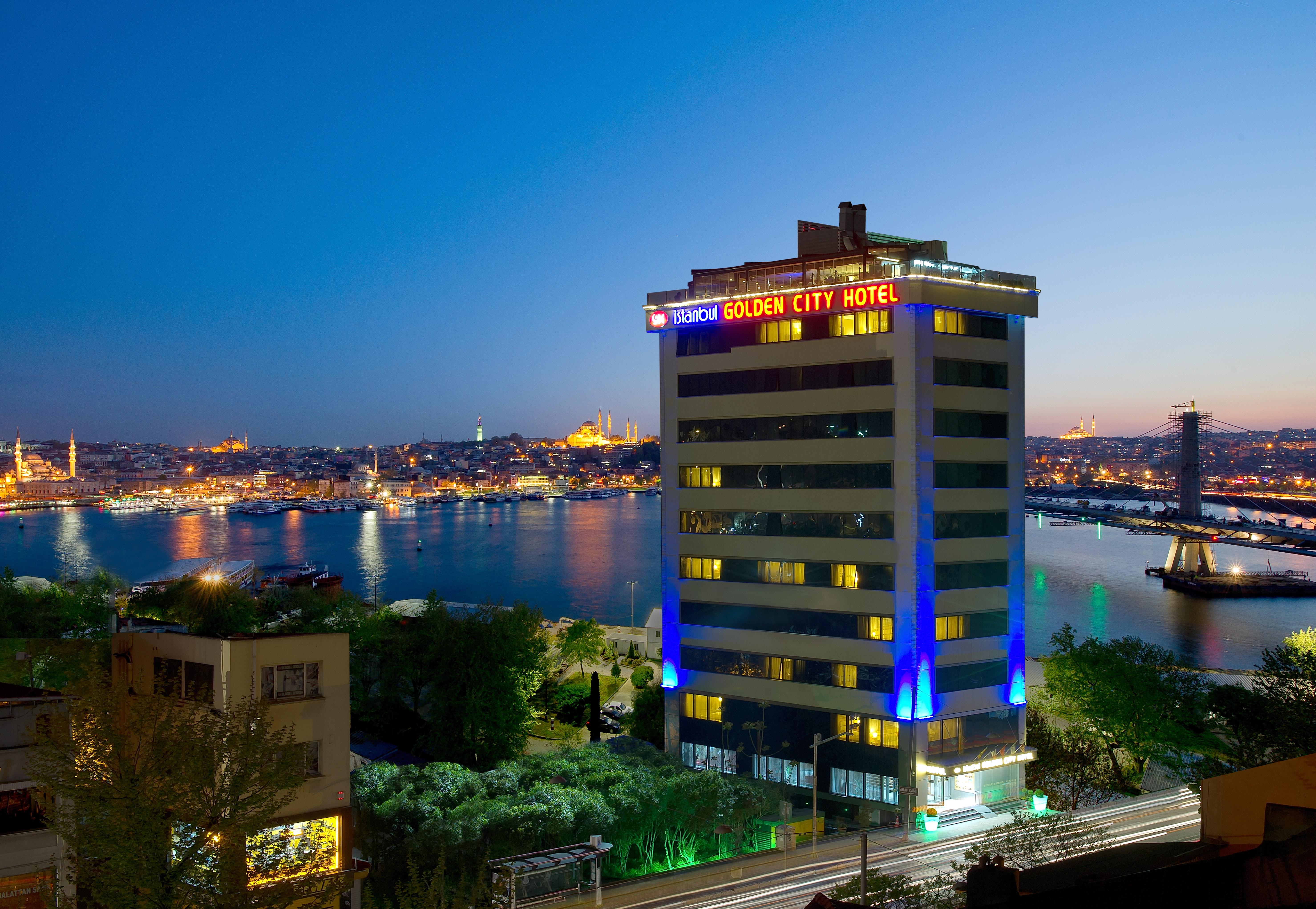 Golden Hotel