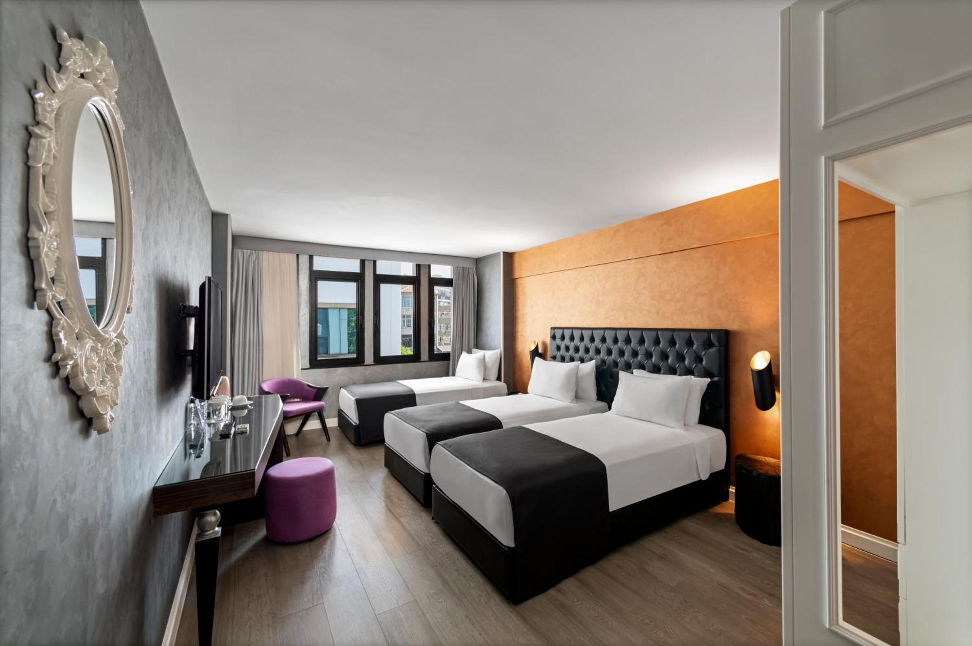 Golden Hotel
